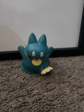 MUNCHLAX 3" Figure - Pokemon/ Nintendo  2007 JAKKS Pacific